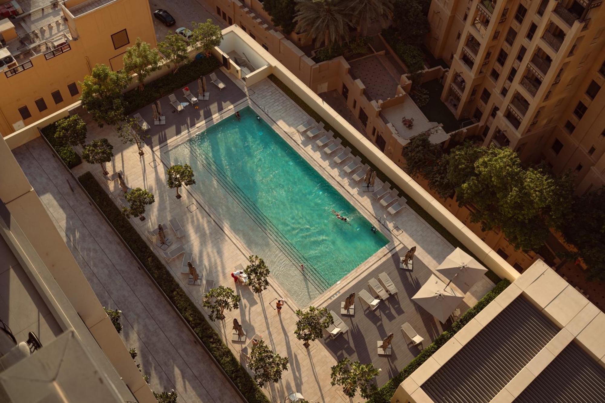 Appartamento Prime Retreats @ Burj Royale By Emaar Dubai Esterno foto