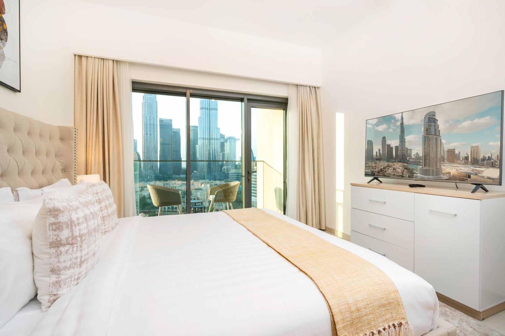 Appartamento Prime Retreats @ Burj Royale By Emaar Dubai Esterno foto