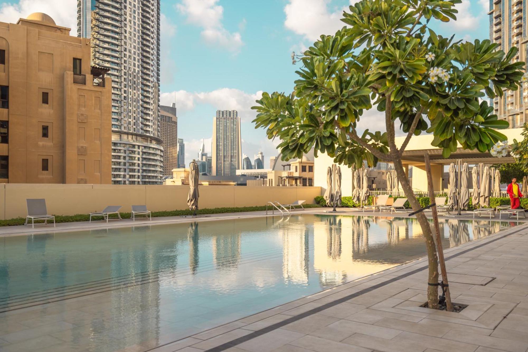 Appartamento Prime Retreats @ Burj Royale By Emaar Dubai Esterno foto