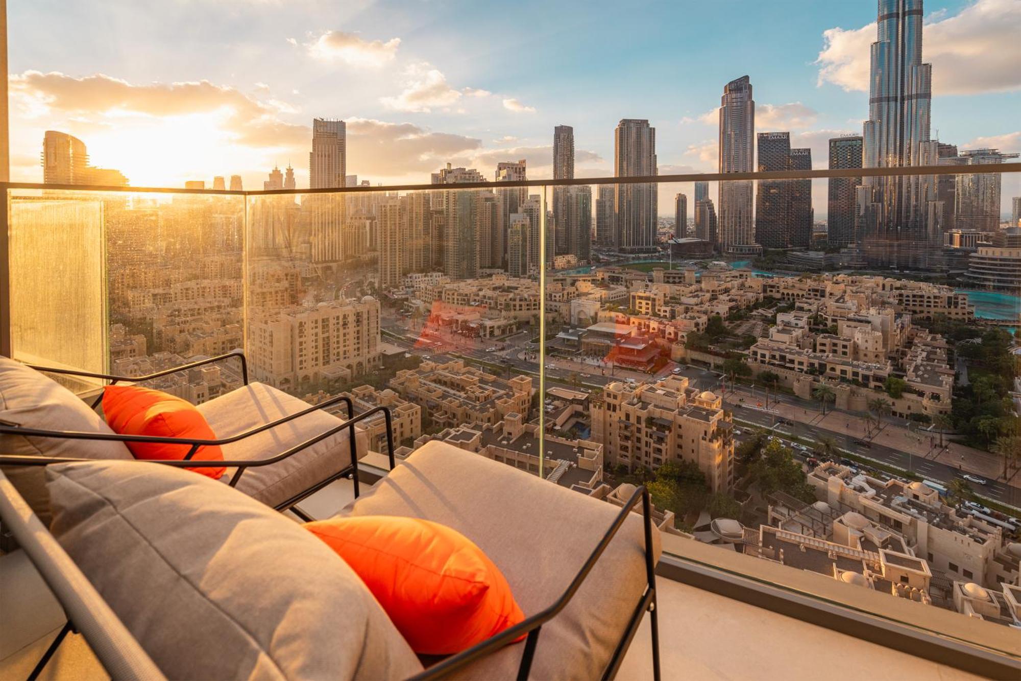 Appartamento Prime Retreats @ Burj Royale By Emaar Dubai Esterno foto