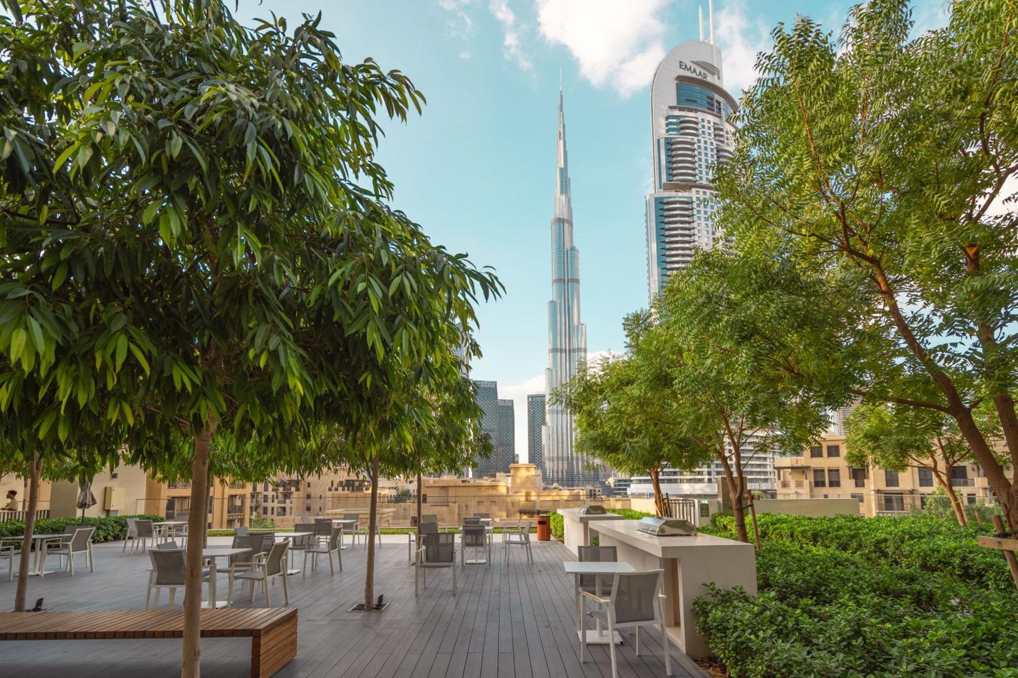 Appartamento Prime Retreats @ Burj Royale By Emaar Dubai Esterno foto