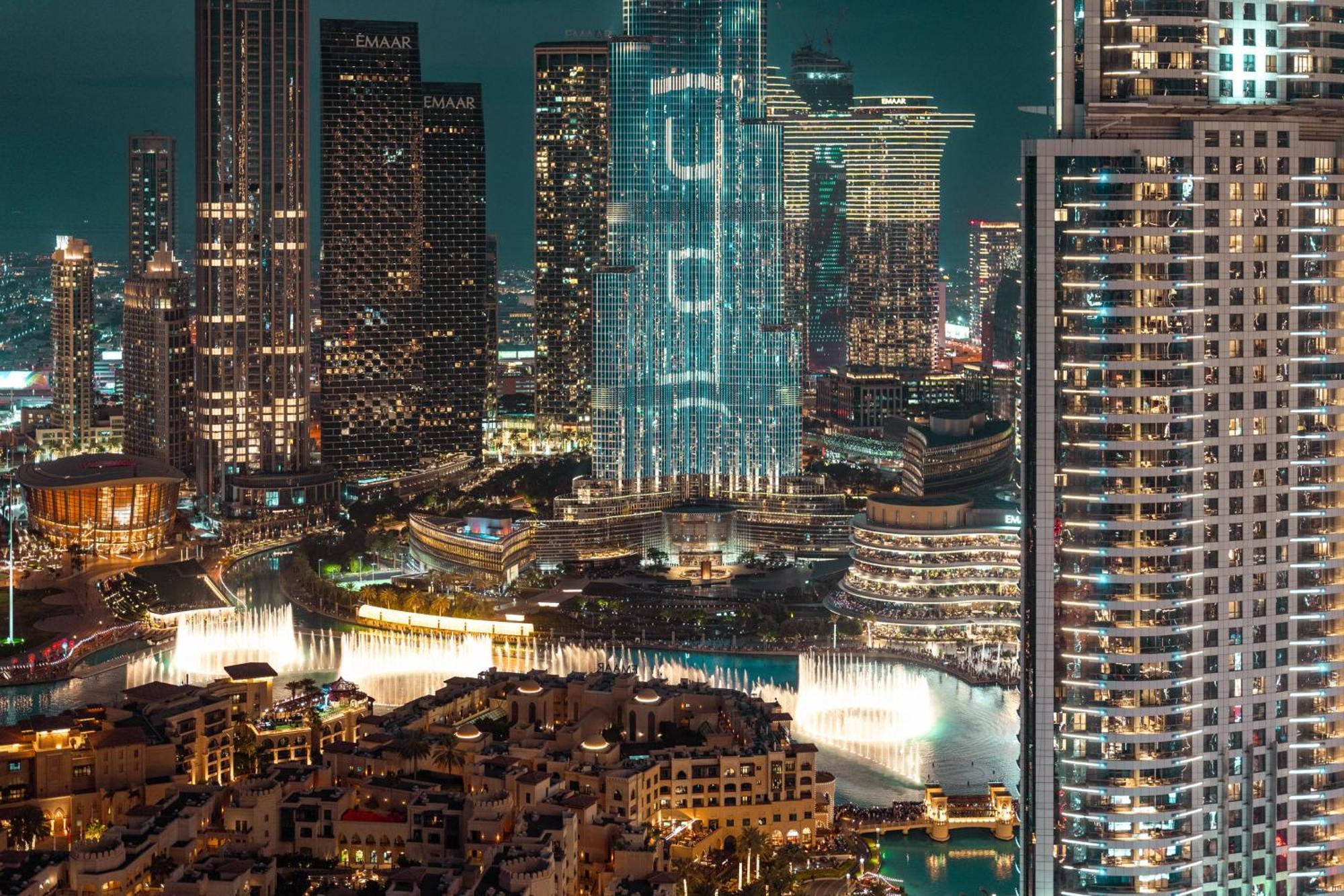 Appartamento Prime Retreats @ Burj Royale By Emaar Dubai Esterno foto